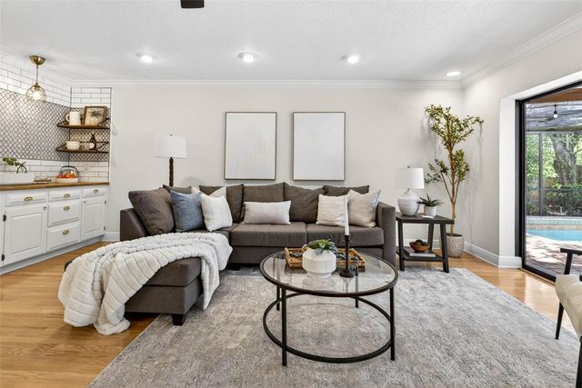 817 BANNOCKBURN AVENUE, Temple Terrace, FL 33617