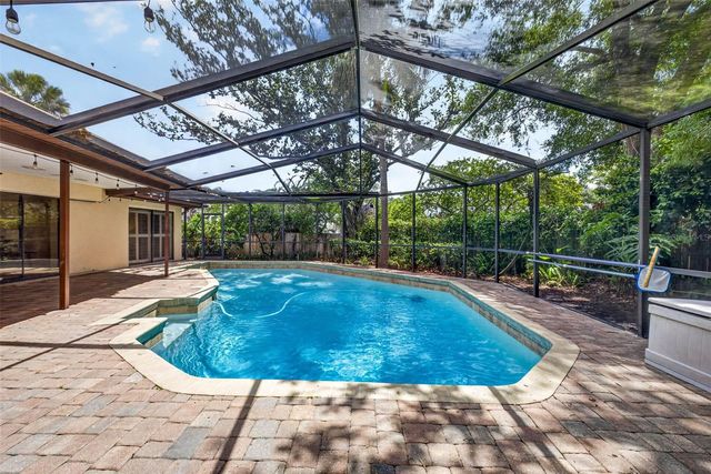 817 BANNOCKBURN AVENUE, Temple Terrace, FL 33617