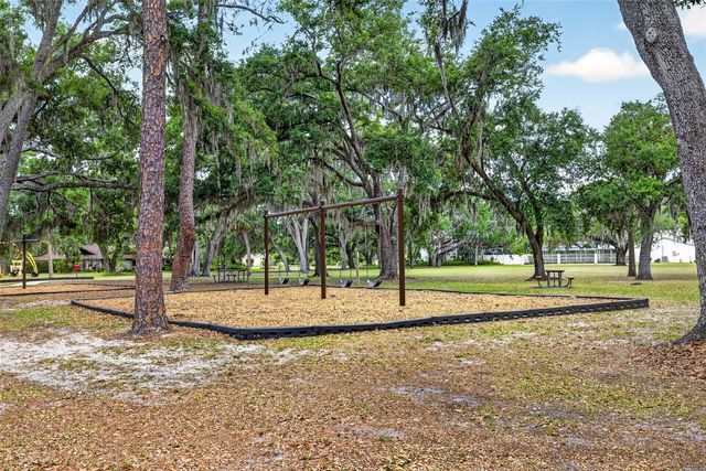 817 BANNOCKBURN AVENUE, Temple Terrace, FL 33617