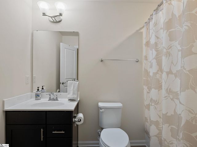 420 Fieldsview Lane, Simpsonville, SC 29681