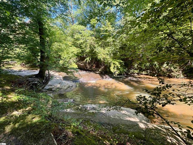 420 Fieldsview Lane, Simpsonville, SC 29681