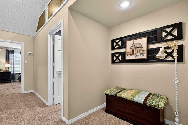 355 Honeysuckle Ln., Longview, TX 75605