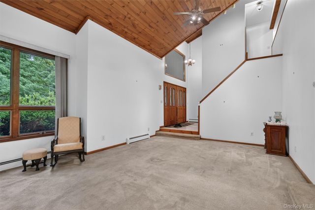 1 Tenny Lane, Cornwall, NY 12518