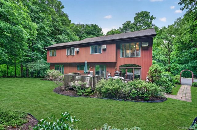 1 Tenny Lane, Cornwall, NY 12518