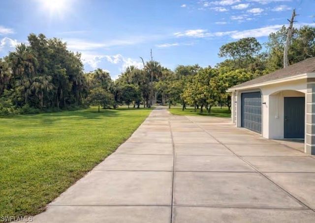 3440 15th AVE SW, Naples, FL 34117