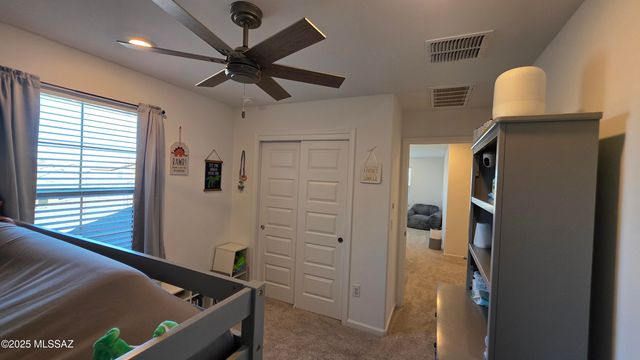 737 W Calle El Teclado, Sahuarita, AZ 85629