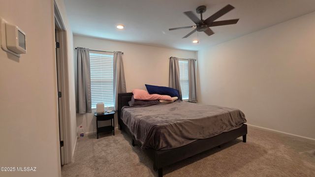 737 W Calle El Teclado, Sahuarita, AZ 85629