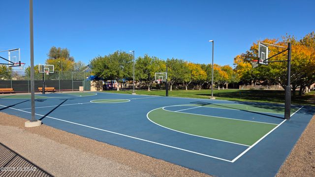 737 W Calle El Teclado, Sahuarita, AZ 85629