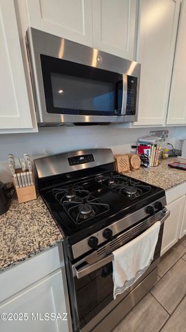 737 W Calle El Teclado, Sahuarita, AZ 85629