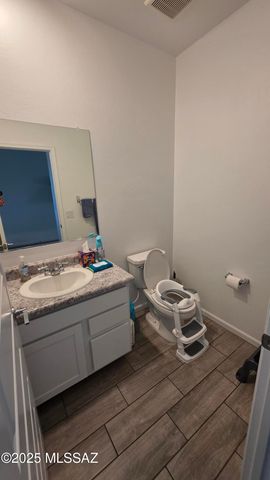 737 W Calle El Teclado, Sahuarita, AZ 85629