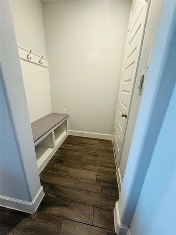 42550 Summer Crest Road, Magnolia, TX 77354
