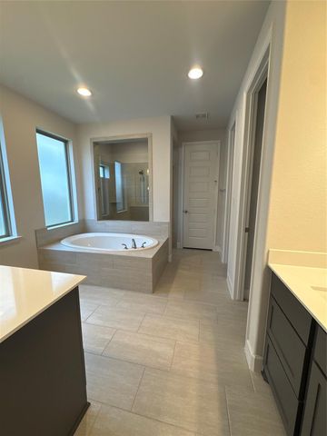 42550 Summer Crest Road, Magnolia, TX 77354