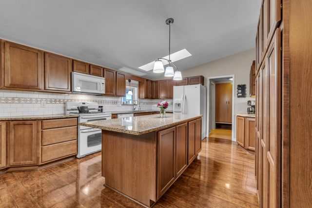 25119 Woodruff Road, Flat Rock City, MI 48134