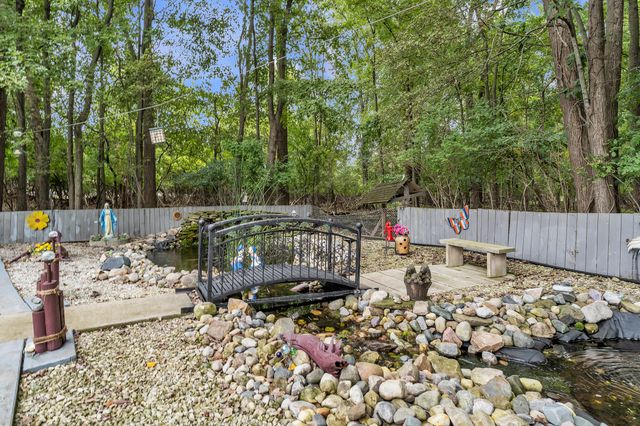 25119 Woodruff Road, Flat Rock City, MI 48134