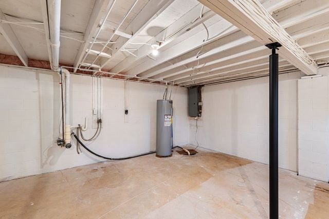 98 Norris Drive, Waterloo, NY 13165