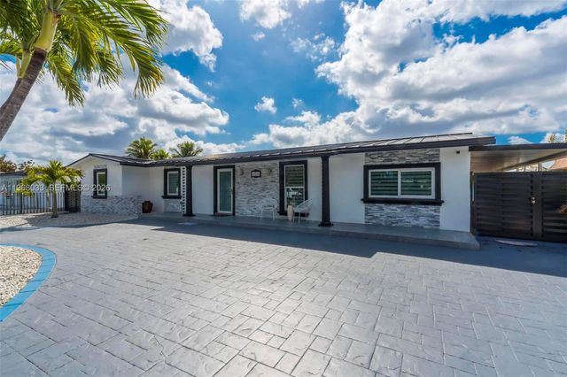 4920 NW 196th Ter, Miami Gardens, FL 33055