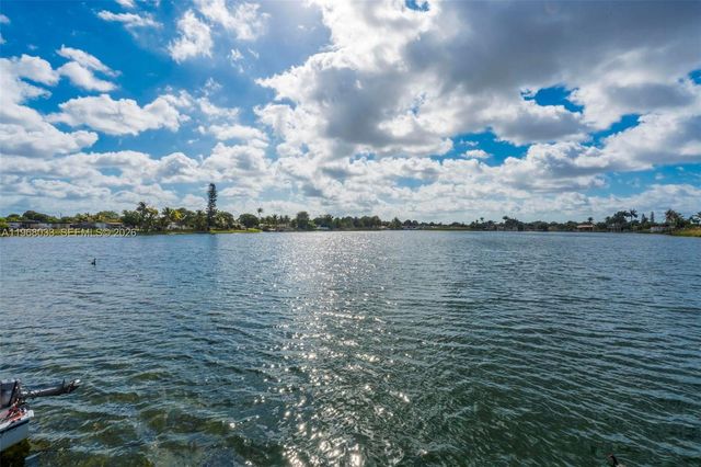 4920 NW 196th Ter, Miami Gardens, FL 33055