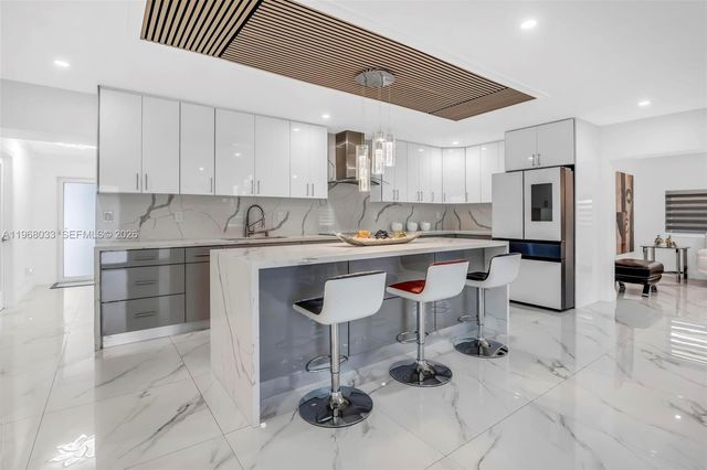 4920 NW 196th Ter, Miami Gardens, FL 33055