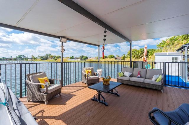 4920 NW 196th Ter, Miami Gardens, FL 33055