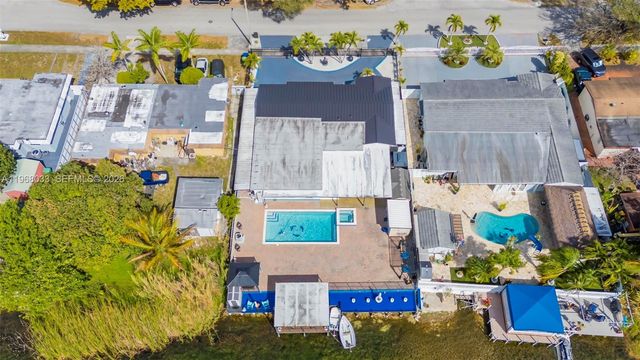 4920 NW 196th Ter, Miami Gardens, FL 33055