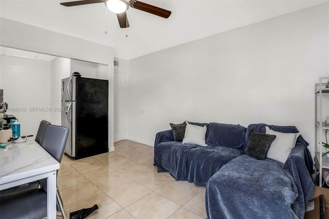 4920 NW 196th Ter, Miami Gardens, FL 33055