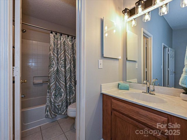 9305 Four Mile Creek Road, Charlotte, NC 28277