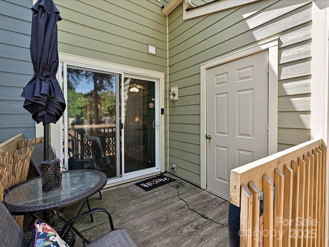 9305 Four Mile Creek Road, Charlotte, NC 28277