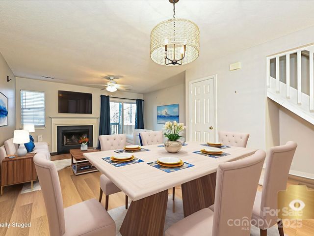 9305 Four Mile Creek Road, Charlotte, NC 28277