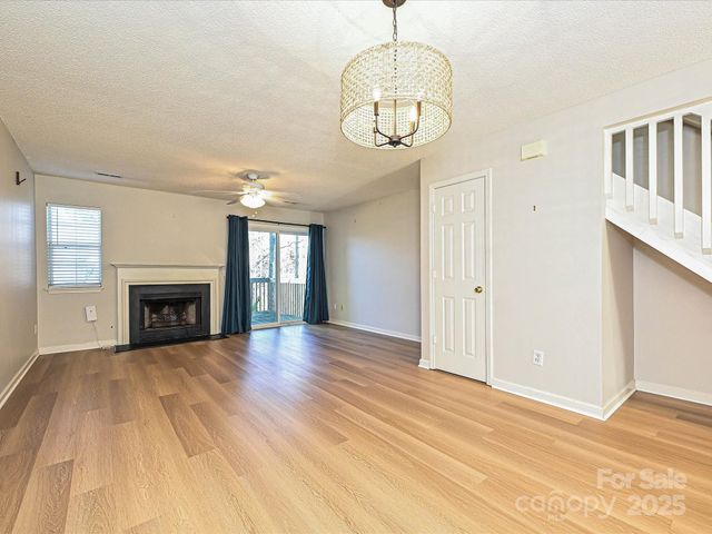 9305 Four Mile Creek Road, Charlotte, NC 28277