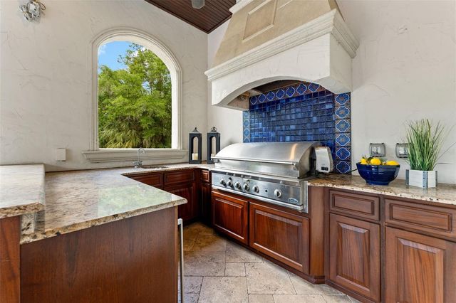 6004 WINDHAM PLACE, Tampa, FL 33647