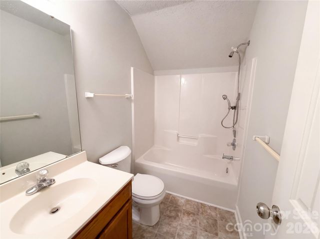 7523 Trotter Road, Charlotte, NC 28216