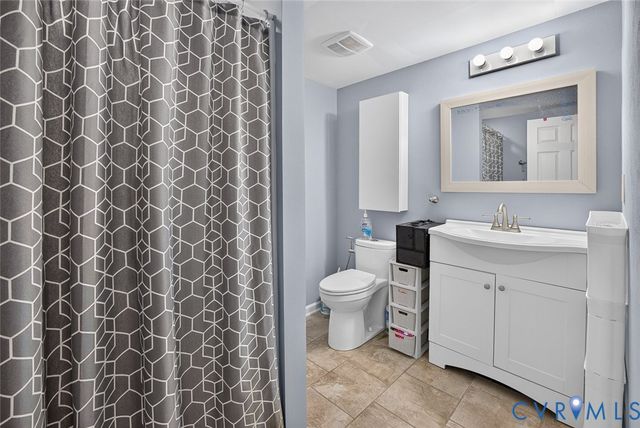 4900 Tag Pl, Glen Allen, VA 23060