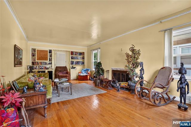 821-823 10th Street, Newark, NJ 07108