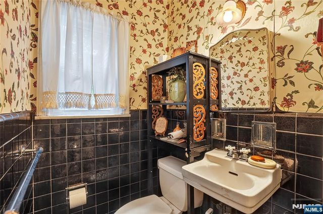 821-823 10th Street, Newark, NJ 07108