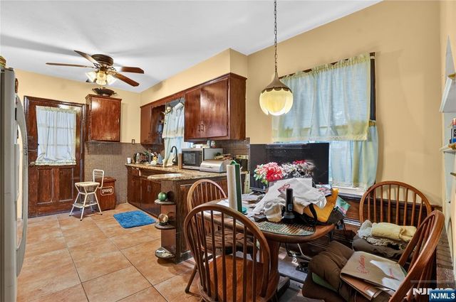 821-823 10th Street, Newark, NJ 07108