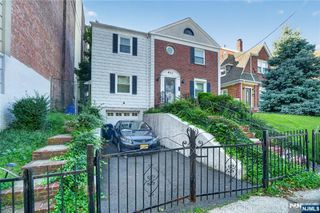 821-823 10th Street, Newark, NJ 07108