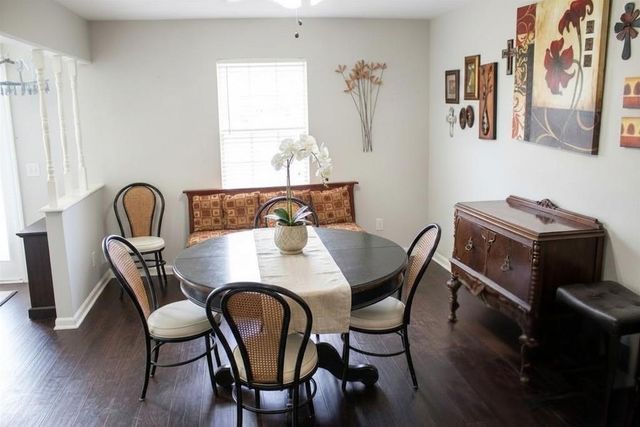 206 Riverside Street, Highlands, TX 77562