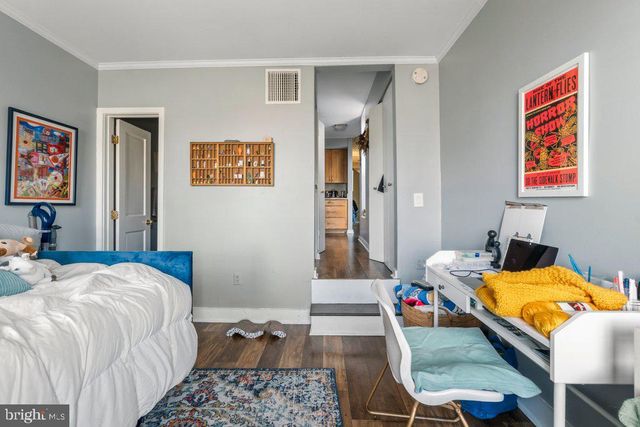 1215 JOHN ST, Baltimore, MD 21217