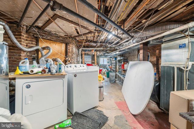 1215 JOHN ST, Baltimore, MD 21217