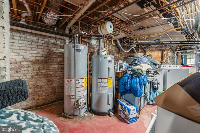 1215 JOHN ST, Baltimore, MD 21217