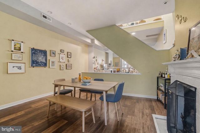 1215 JOHN ST, Baltimore, MD 21217