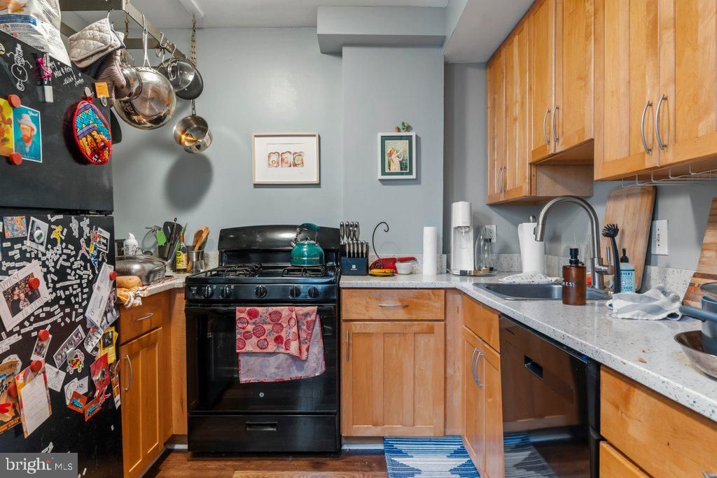 Image 15 of property listing at 1215 JOHN ST, Baltimore, MD 21217