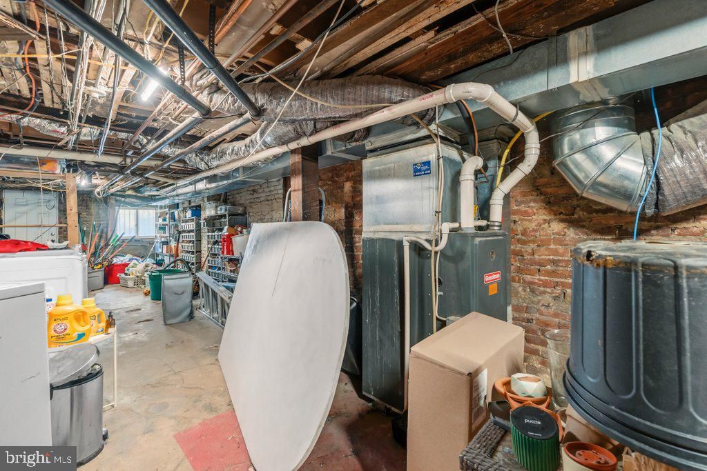 Image 31 of property listing at 1215 JOHN ST, Baltimore, MD 21217
