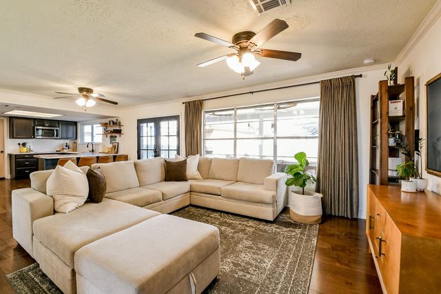 2914 Quail Valley East Drive, Missouri City, TX 77489