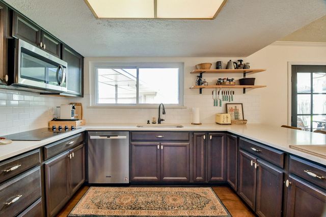 2914 Quail Valley East Drive, Missouri City, TX 77489