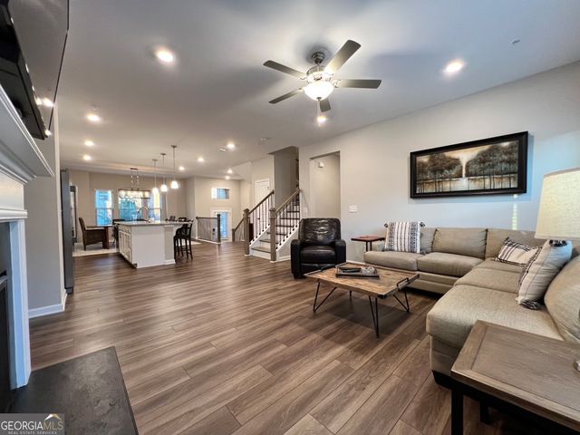 313 COMMONS Avenue, Woodstock, GA 30188