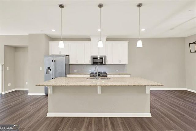 313 COMMONS Avenue, Woodstock, GA 30188