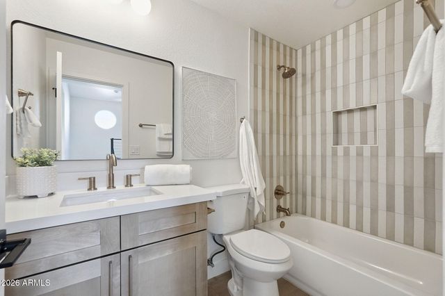 1811 S 39TH Street 55, Mesa, AZ 85206