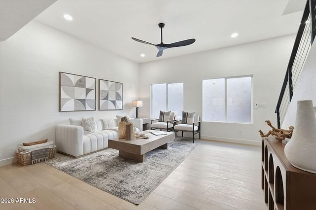 1811 S 39TH Street 55, Mesa, AZ 85206