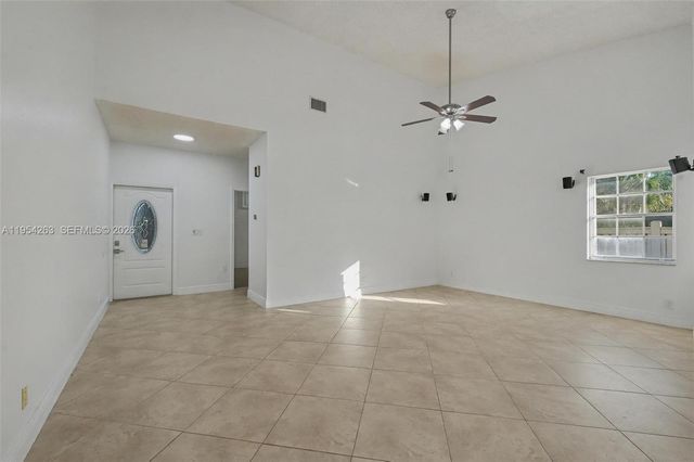 6569 Windsor Dr, Parkland, FL 33067